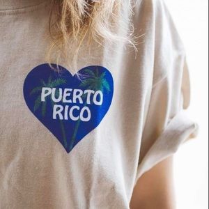 rare Urban Outfitters x americares Puerto Rico retro t-shirt - size mens M